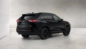 Toyota RAV4 Hybrid Black Edition 2020 года 